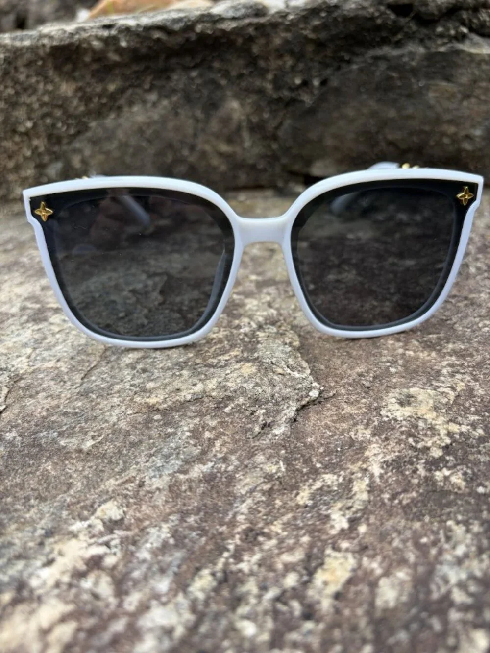 Oversized White Square Chain Link Sunglasses Gold Star Retro Shades Festival Y2K